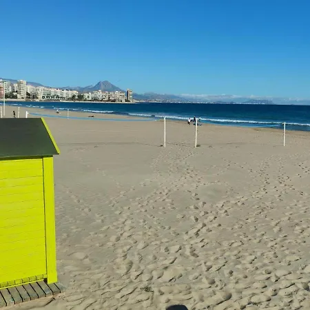 Piso A 850 Metros De La Playa Rcmn * 坎佩略